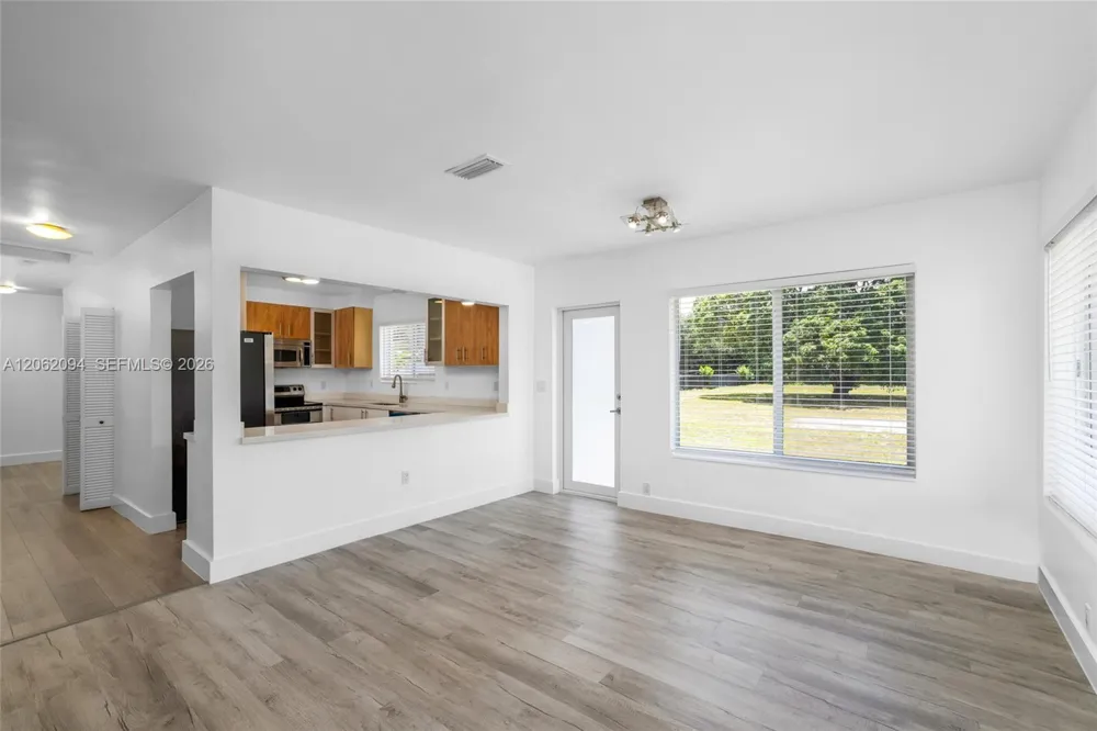 14120 NW 2nd Ave Miami, FL 33168