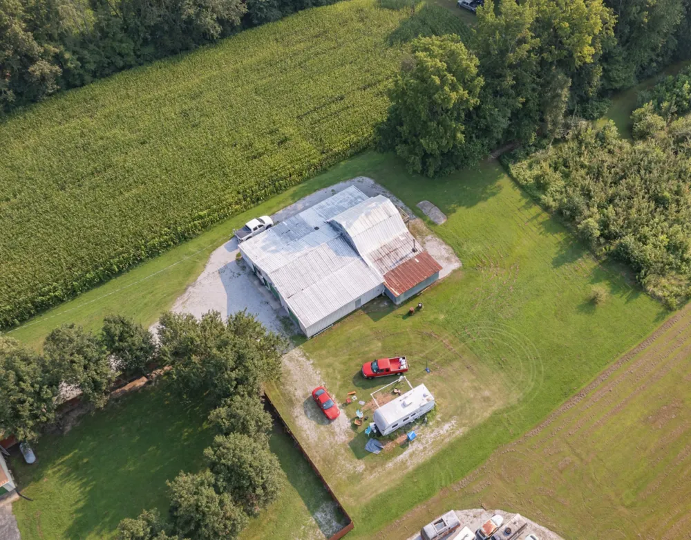 6211 Woodbury Hwy Manchester, TN 37355