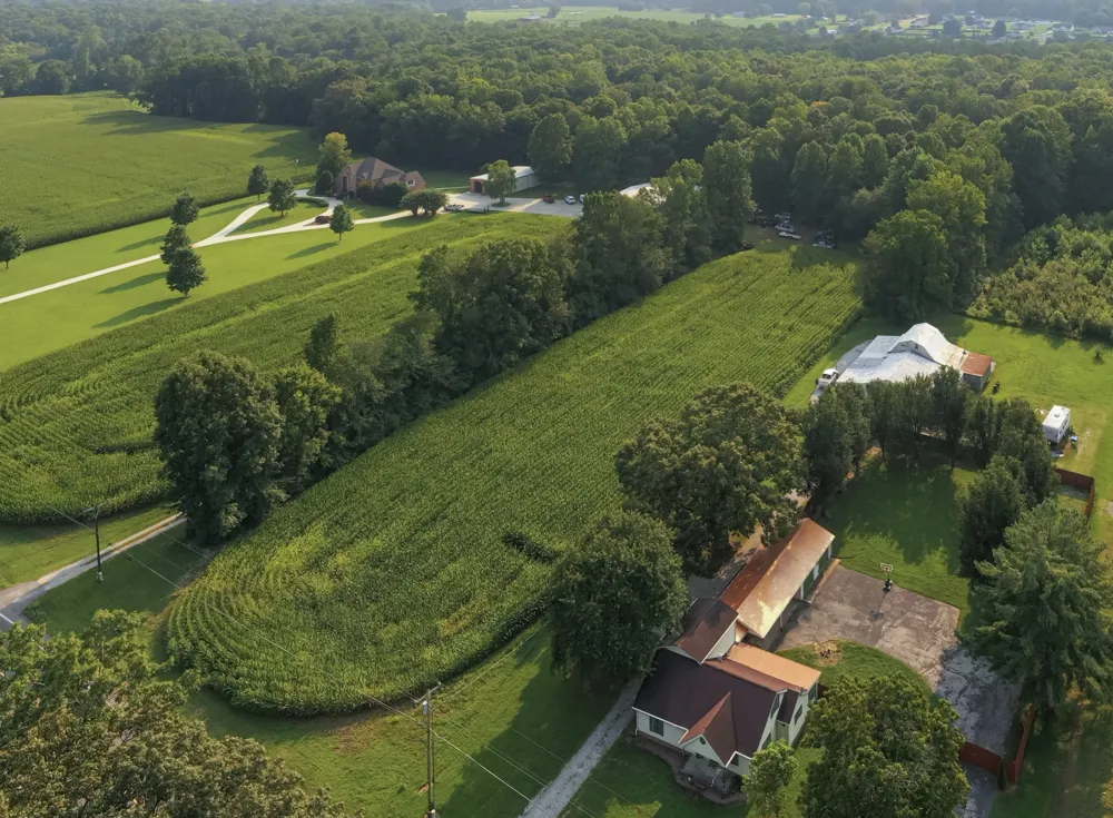 6211 Woodbury Hwy Manchester, TN 37355