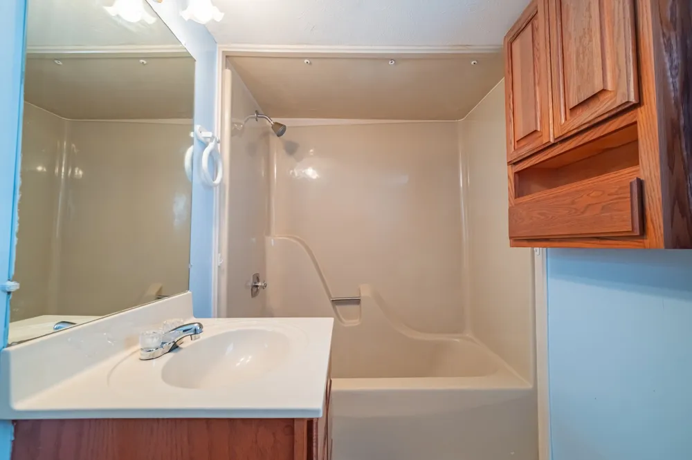 6211 Woodbury Hwy Manchester, TN 37355