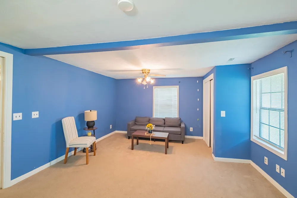 6211 Woodbury Hwy Manchester, TN 37355
