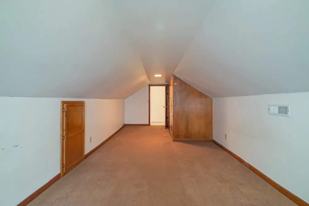 6211 Woodbury Hwy Manchester, TN 37355