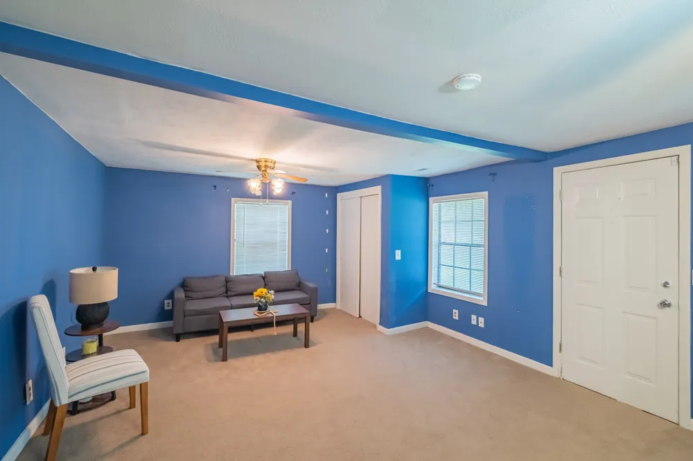 6211 Woodbury Hwy Manchester, TN 37355