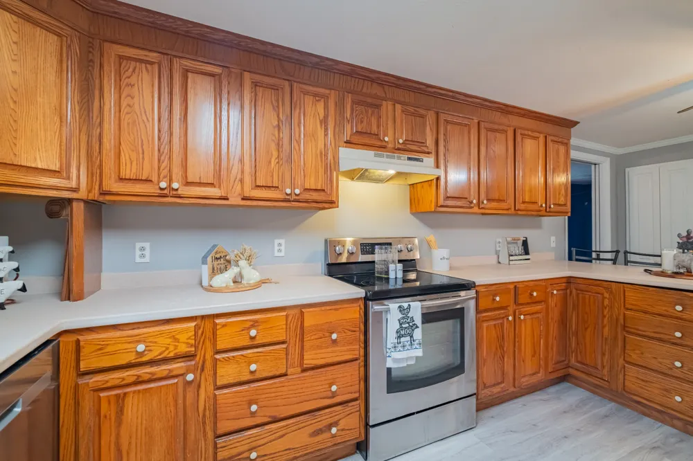 6211 Woodbury Hwy Manchester, TN 37355