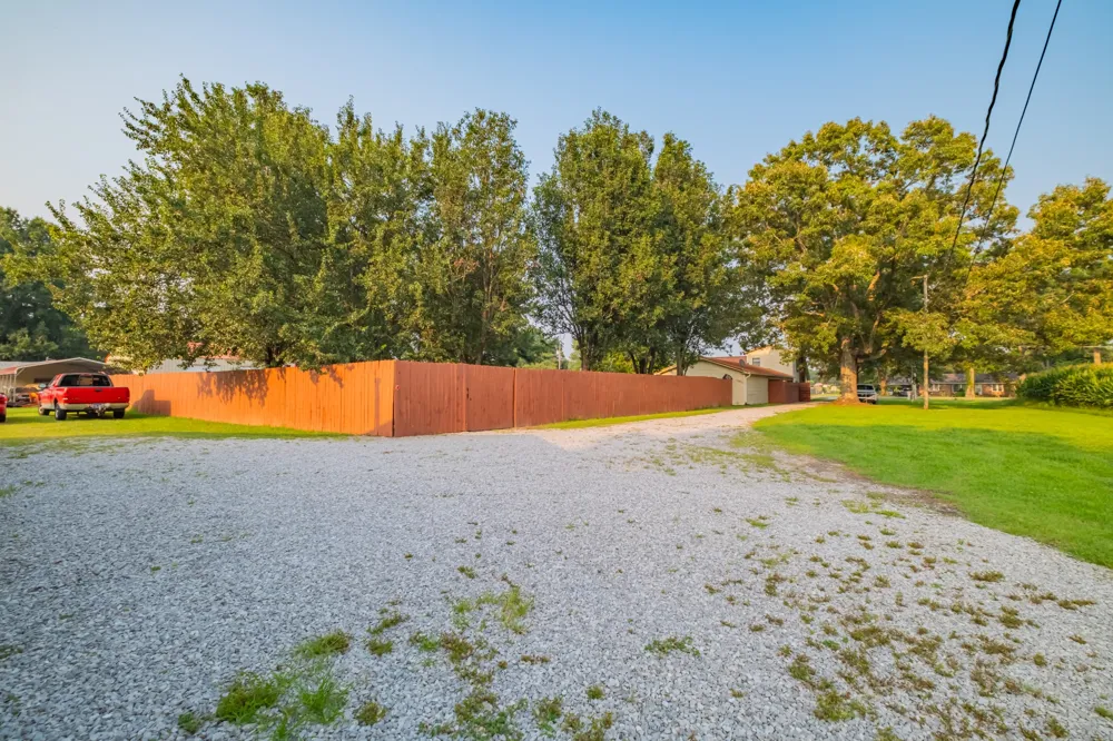 6211 Woodbury Hwy Manchester, TN 37355