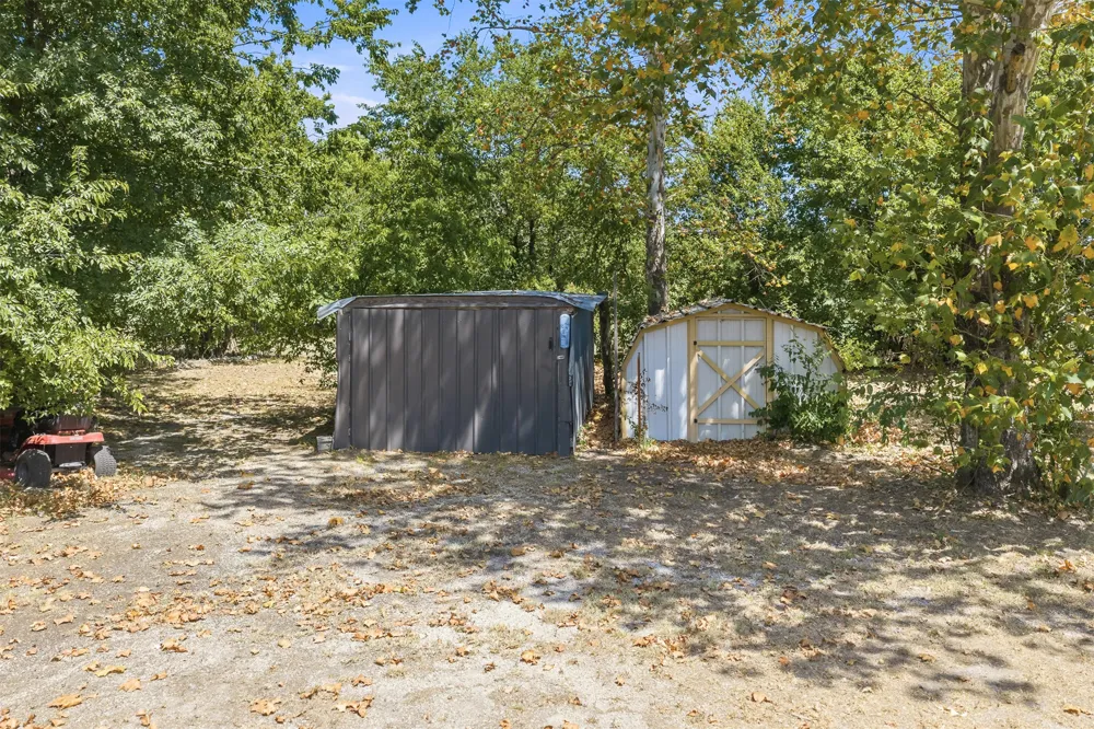 226 Happy Trails Road Ardmore, OK 73401