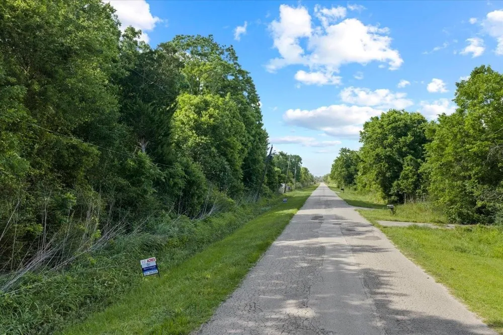 County Road 182 Liberty, TX 77575