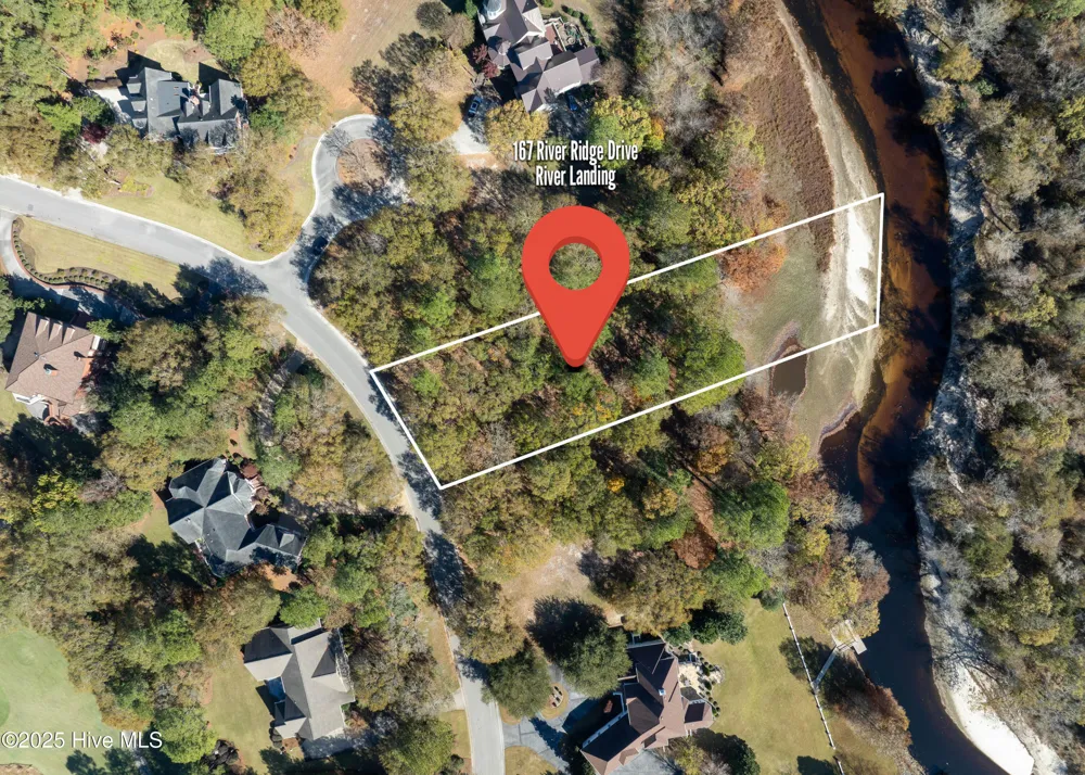 167 River Ridge Drive Wallace, NC 28466