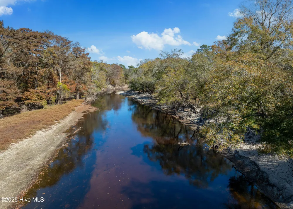 167 River Ridge Drive Wallace, NC 28466