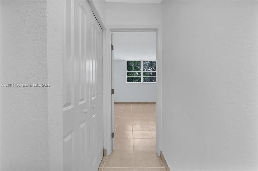 1465 NE 123rd St #416 North Miami, FL 33161