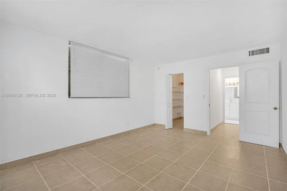 1465 NE 123rd St #416 North Miami, FL 33161