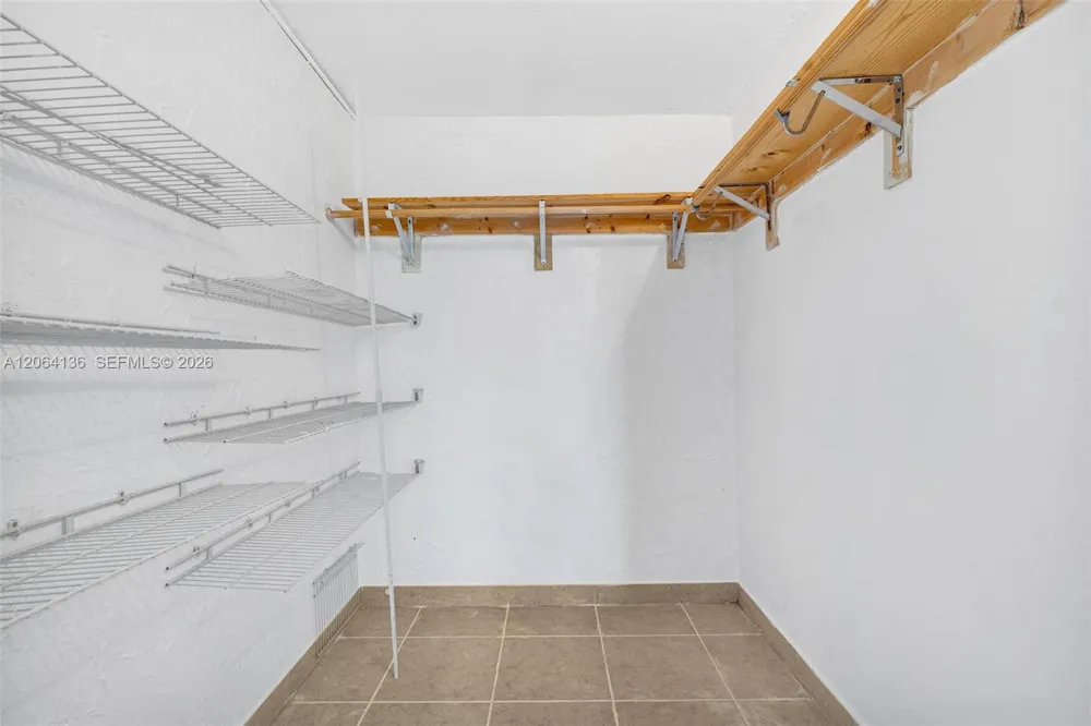 1465 NE 123rd St #416 North Miami, FL 33161