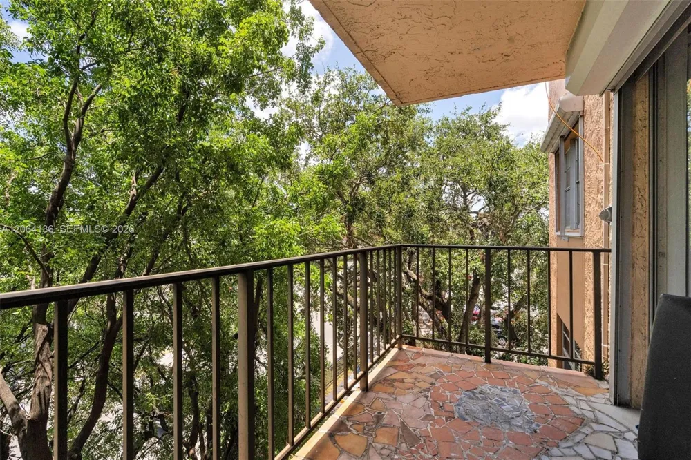 1465 NE 123rd St #416 North Miami, FL 33161