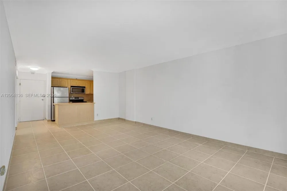 1465 NE 123rd St #416 North Miami, FL 33161