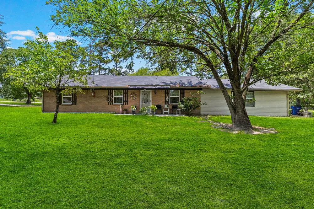401 Dogwood Circle Corrigan, TX 75939