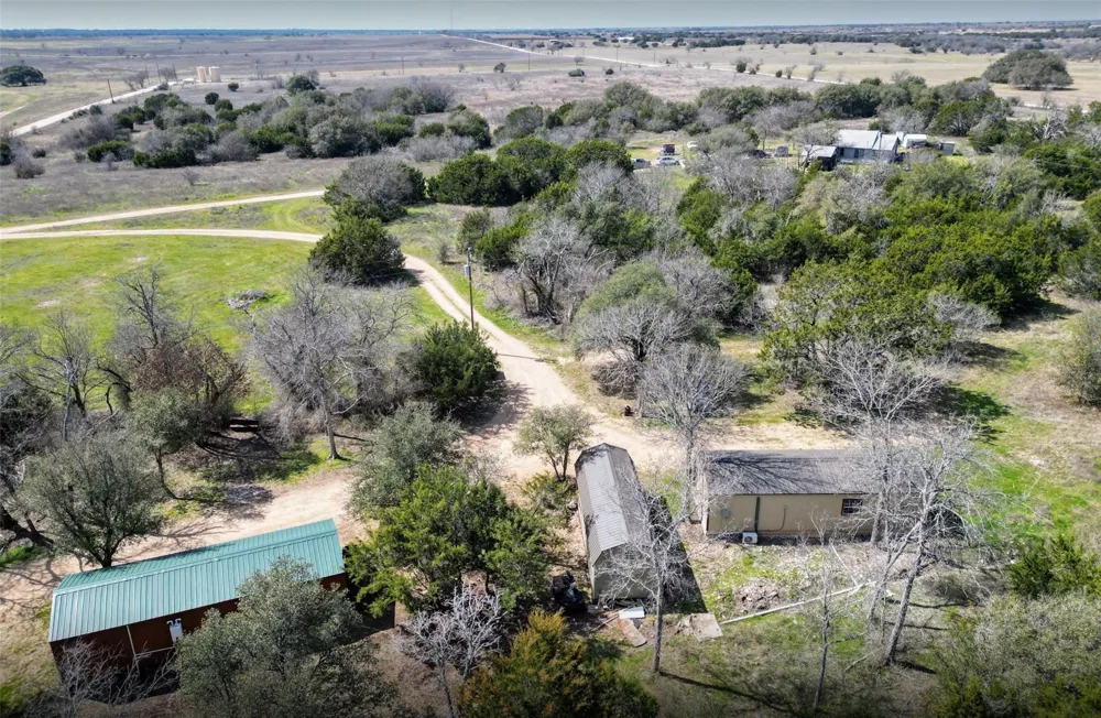 1332 County Road 3660 China Spring, TX 76633