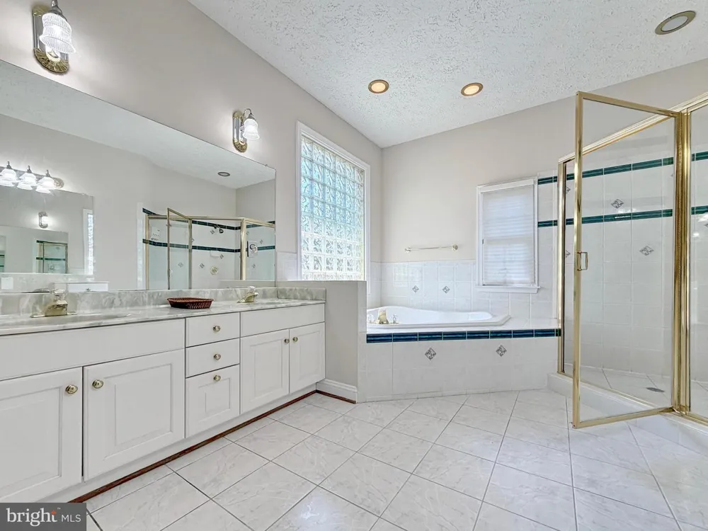 15119 BEACON HILL CIRCLE Swan Point, MD 20645