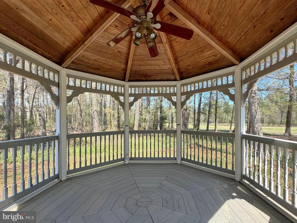 15119 BEACON HILL CIRCLE Swan Point, MD 20645