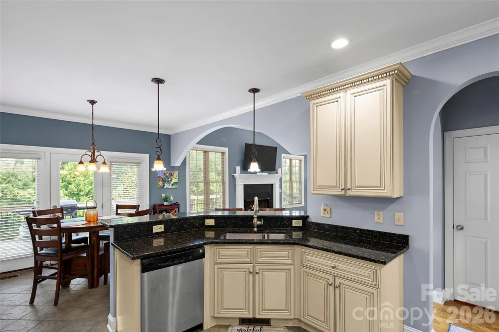 37 Stone House Road Arden, NC 28704