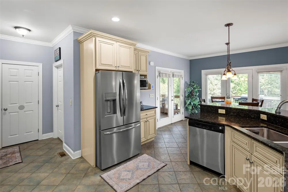 37 Stone House Road Arden, NC 28704