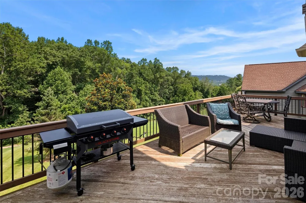 37 Stone House Road Arden, NC 28704