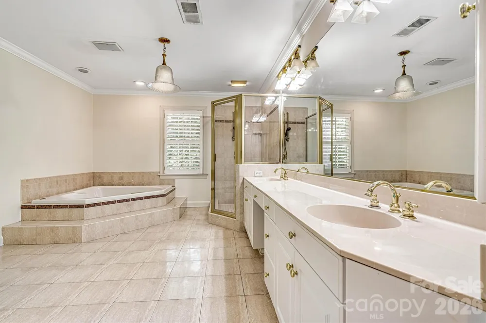 5321 Saddlewood Lane Mint Hill, NC 28227