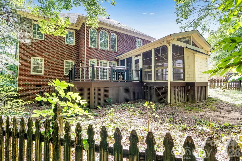 5321 Saddlewood Lane Mint Hill, NC 28227