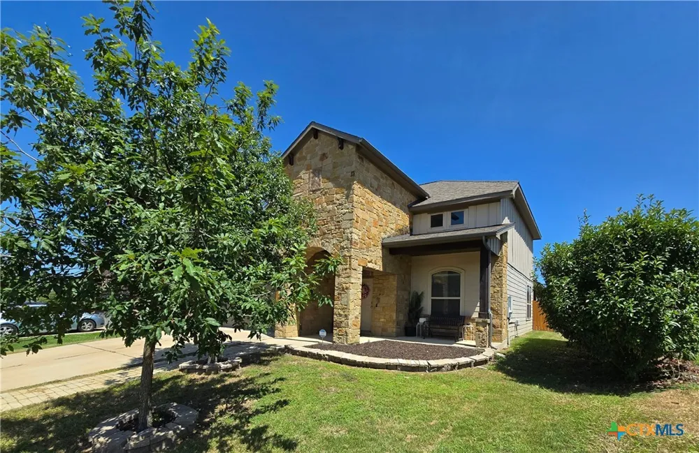 129 Diamondback Cove Buda, TX 78610