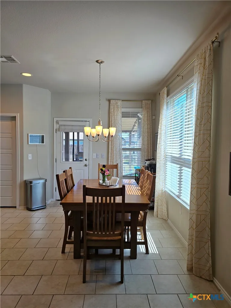 129 Diamondback Cove Buda, TX 78610