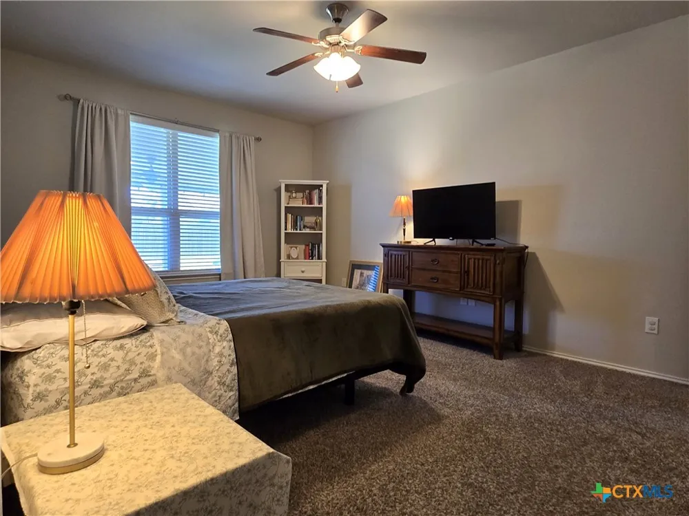 129 Diamondback Cove Buda, TX 78610