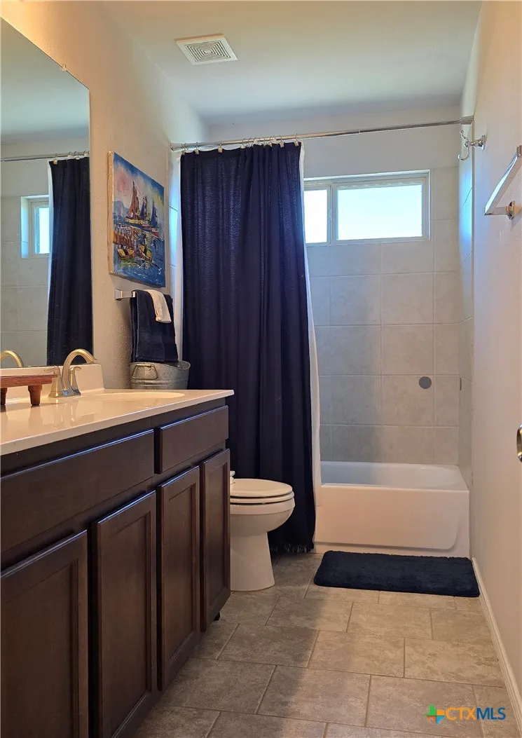 129 Diamondback Cove Buda, TX 78610