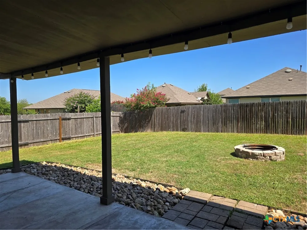 129 Diamondback Cove Buda, TX 78610