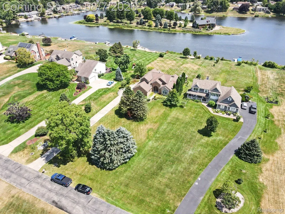 10654 W Braemar Rose Township, MI 48442