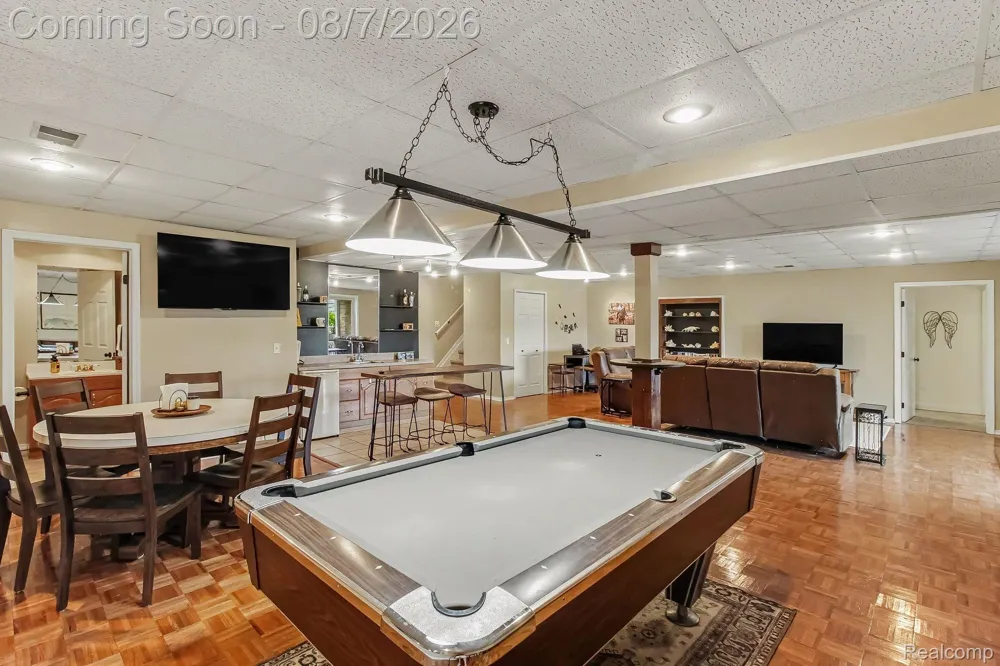 10654 W Braemar Rose Township, MI 48442