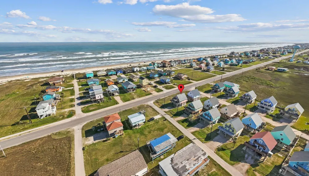 203 Sandpebble Place Surfside Beach, TX 77541