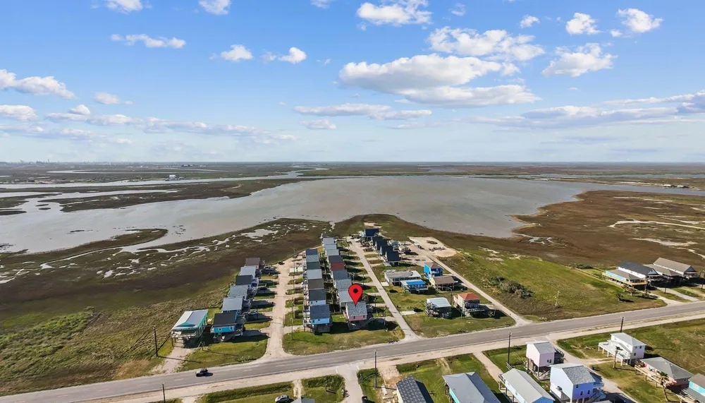 203 Sandpebble Place Surfside Beach, TX 77541