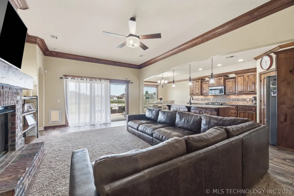 14455 66th Avenue E Collinsville, OK 74021