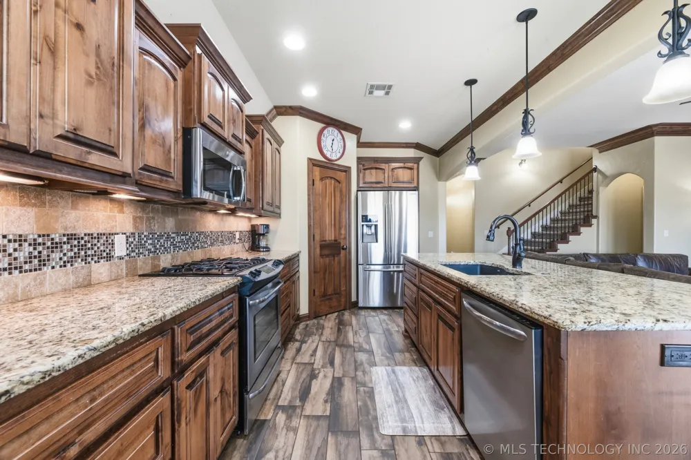 14455 66th Avenue E Collinsville, OK 74021