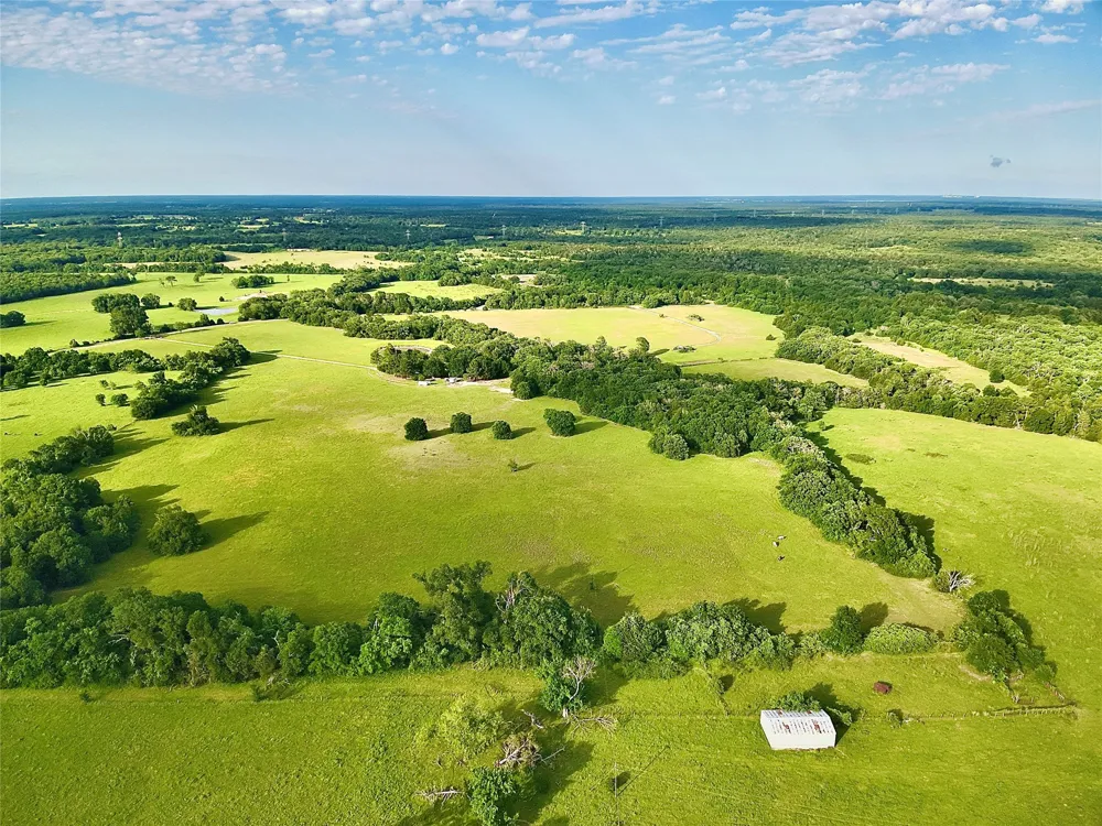 2142 LCR 758 Thornton, TX 76687
