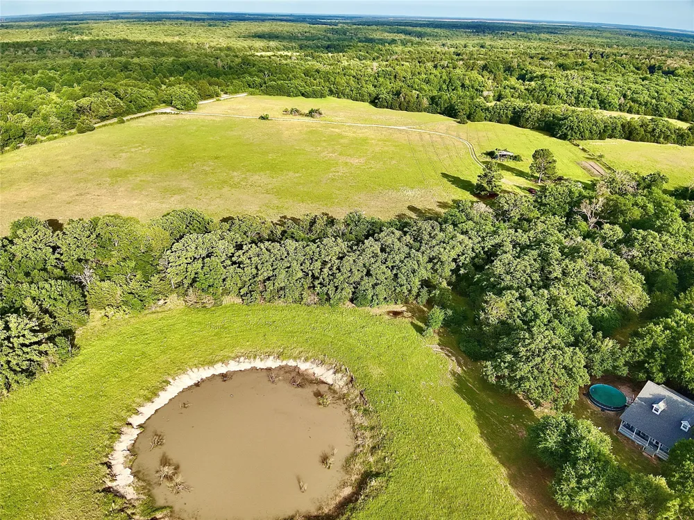 2142 LCR 758 Thornton, TX 76687