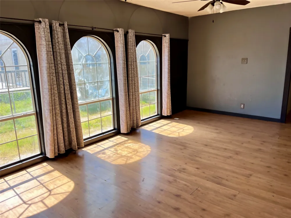 706 Early Blvd Early, TX 76802