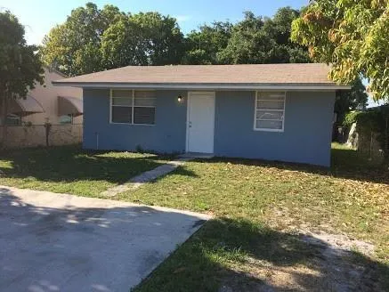 708 NW 6th Street