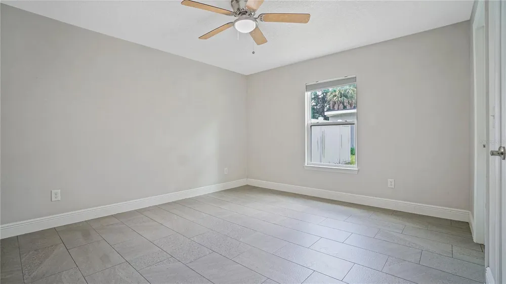 1517 GRANDVIEW STREET Mount Dora, FL 32757