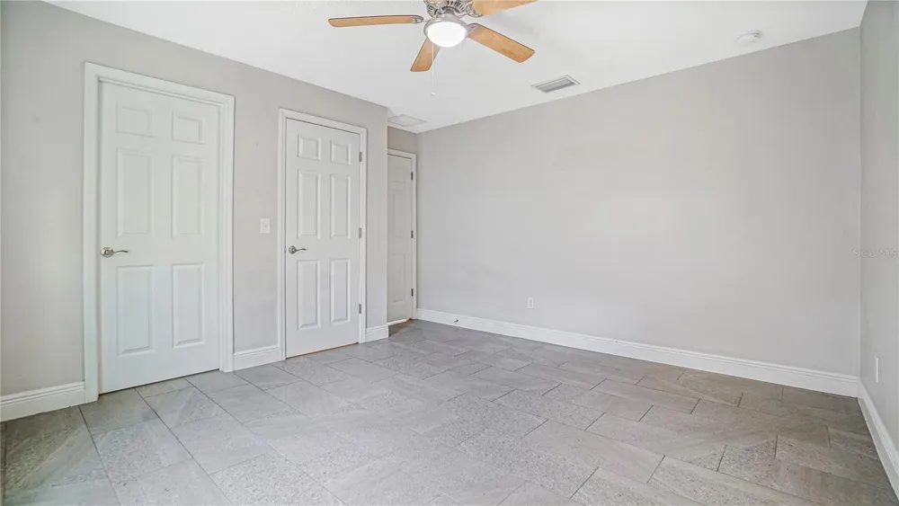 1517 GRANDVIEW STREET Mount Dora, FL 32757