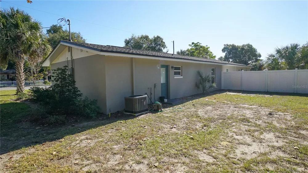 1517 GRANDVIEW STREET Mount Dora, FL 32757