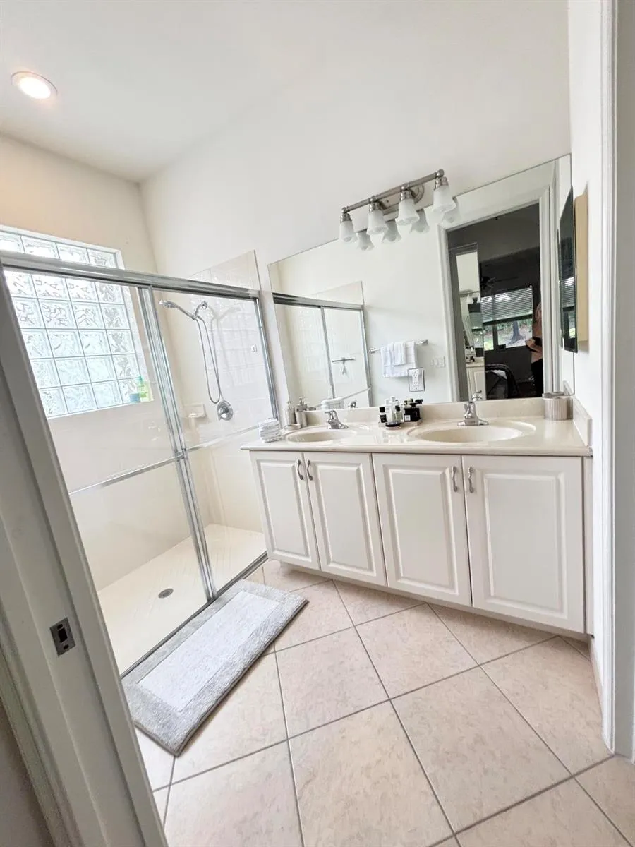 13678 WINDY MONTEREY Delray Beach, FL 33446