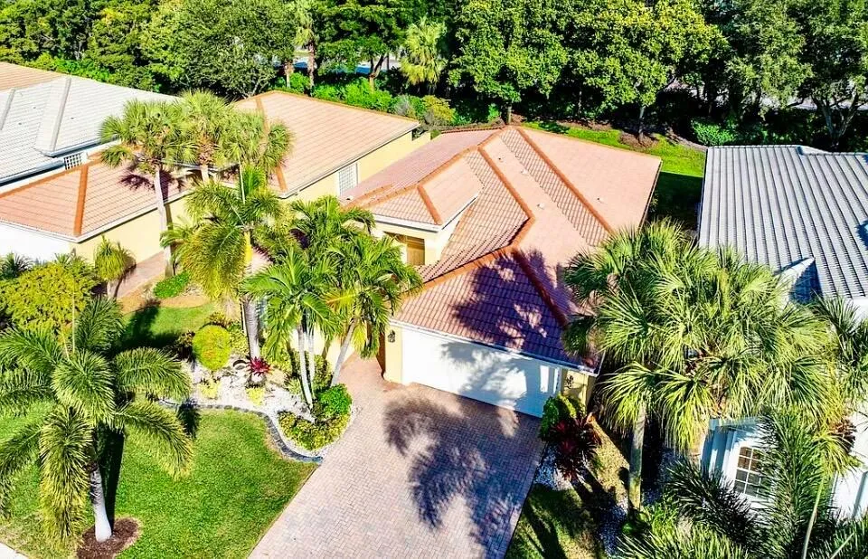 13678 WINDY MONTEREY Delray Beach, FL 33446