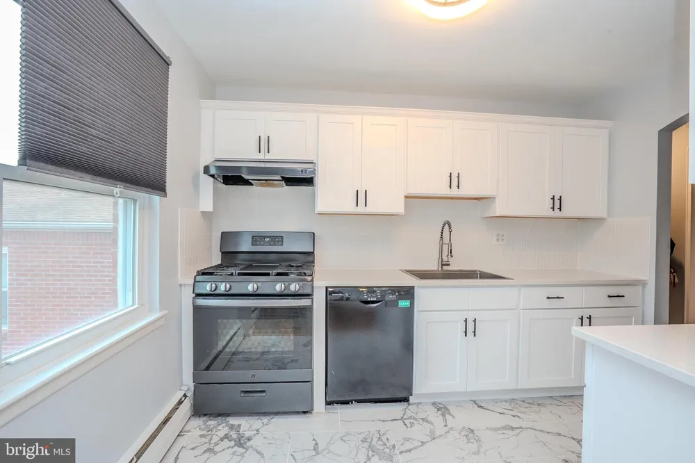 93 FOX ROAD #6B Edison, NJ 08817