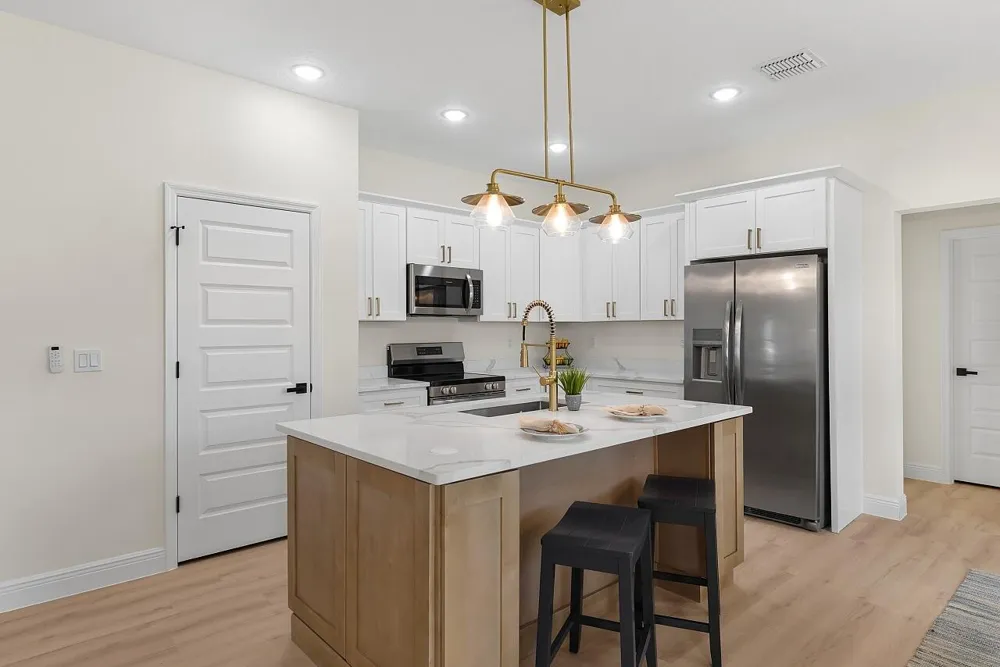 8236 104TH COURT Vero Beach, FL 32967