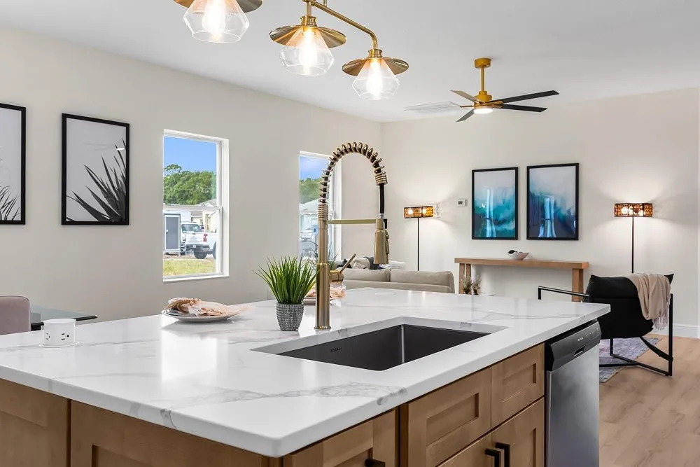 8236 104TH COURT Vero Beach, FL 32967